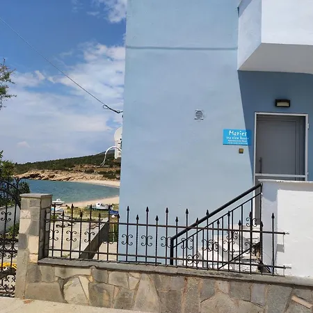 Maries Seaside Διαμέρισμα