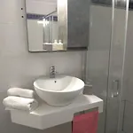 Maries Seaside Skála Marión