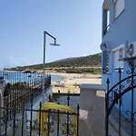 Maries Seaside アパート