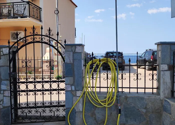 Maries Seaside Skala Marion